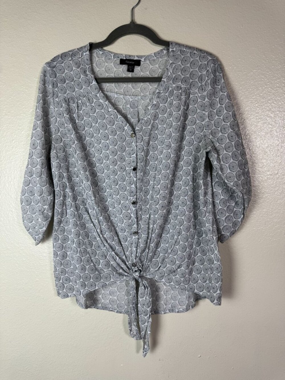 Cocomo Women Tie Front Blouse Button Up 3/4 Sleeves Size Medium Boho Lightweight